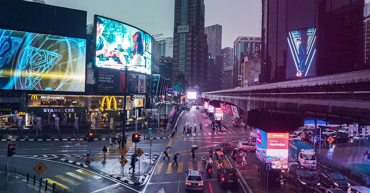 Immigration Officials Raid Online Gambling Ring in KL