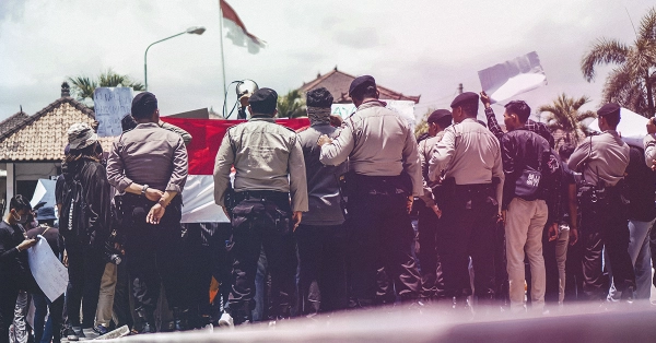 Bali Police Bust Villa-Based Online Gambling Hub